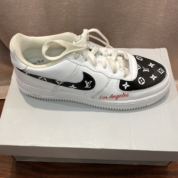 Nike Air Force 1 Custom design shoe with Louis Vuitton & Horizon of Los Angeles. - Picture 3 of 9